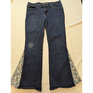 Upcycled Levi’s Floral Godet Flare Jeans Bell Bottom Boho W33 L32 34x32